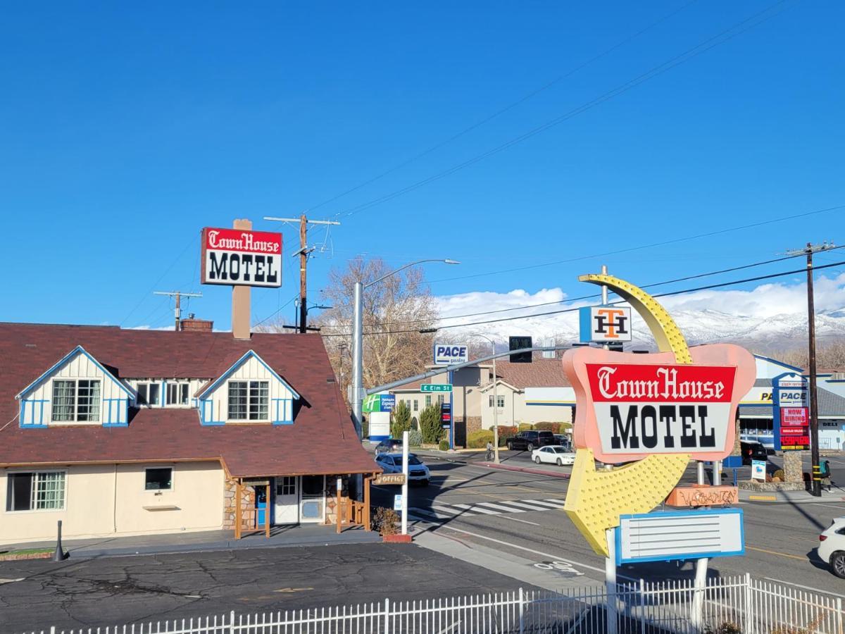Townhouse Motel Bishop Esterno foto